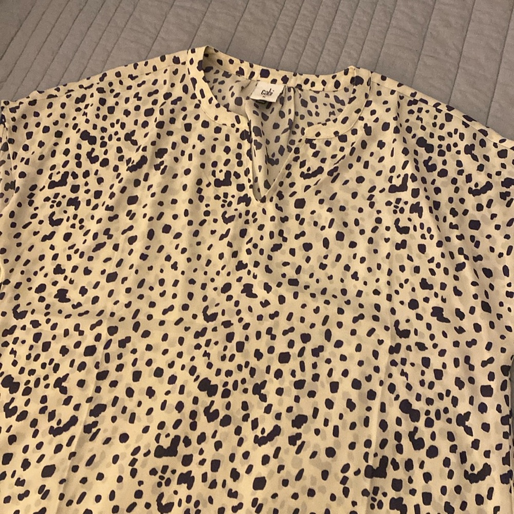 Cabi - luxury brand women’s size medium top